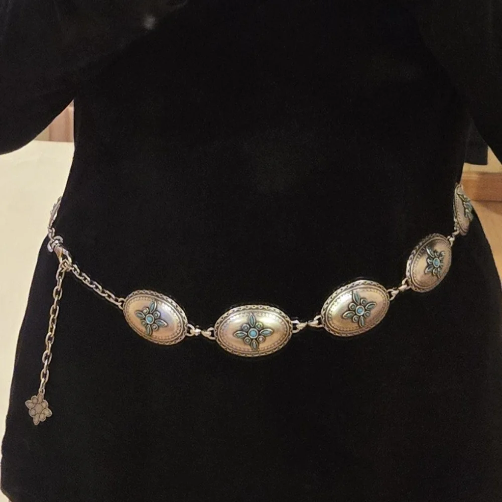 Floral Accented Silver and Turquoise Chain Belt